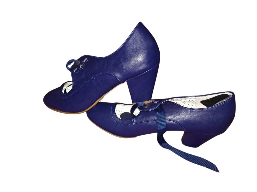 Pinup Couture Womens Heels Size 10 Runs Small
